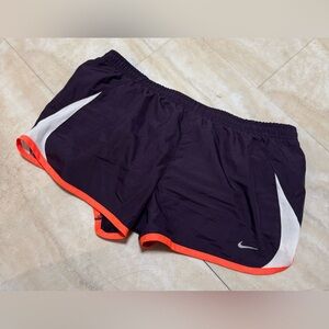 NIKE Women’s Purple and Orange Athletic Shorts (M)
